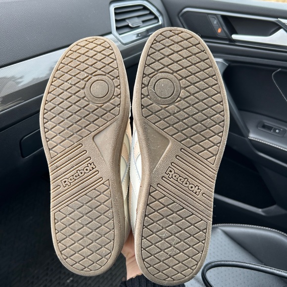 Reebok Club C Beige and Light Pink - Picture 5 of 5